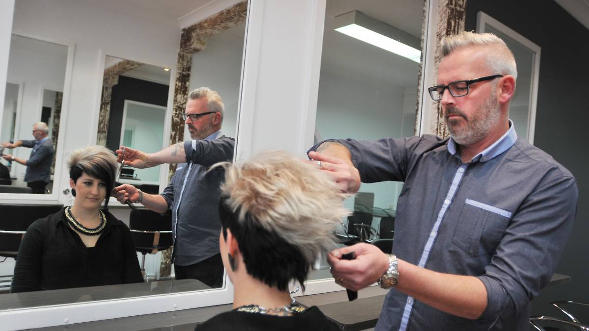 Throwing Light on Hairdresser’s Career