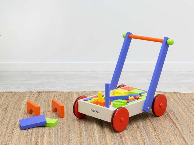 Entertain Your Kids With A Variety Of Wooden Toys