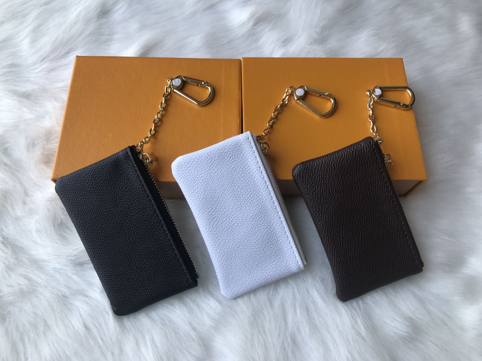 Women’s Leather Wallets Are a Sign of Fashion and Style