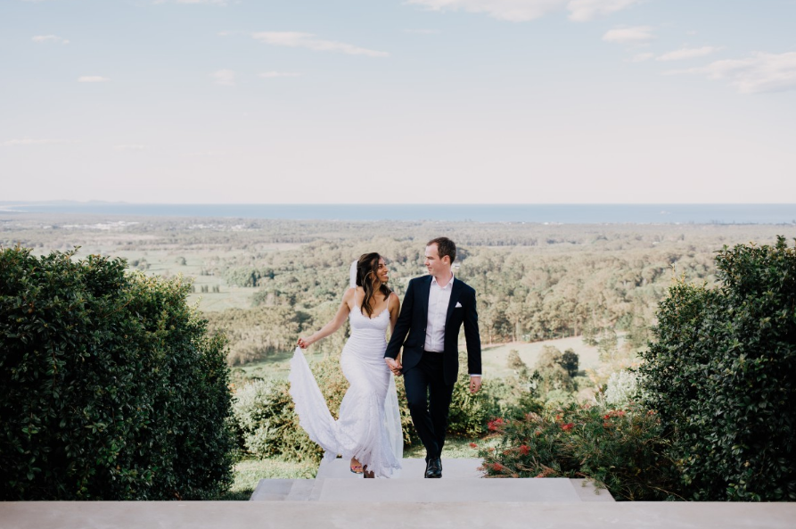 Why Select A Right Wedding Photographer Byron Bay?