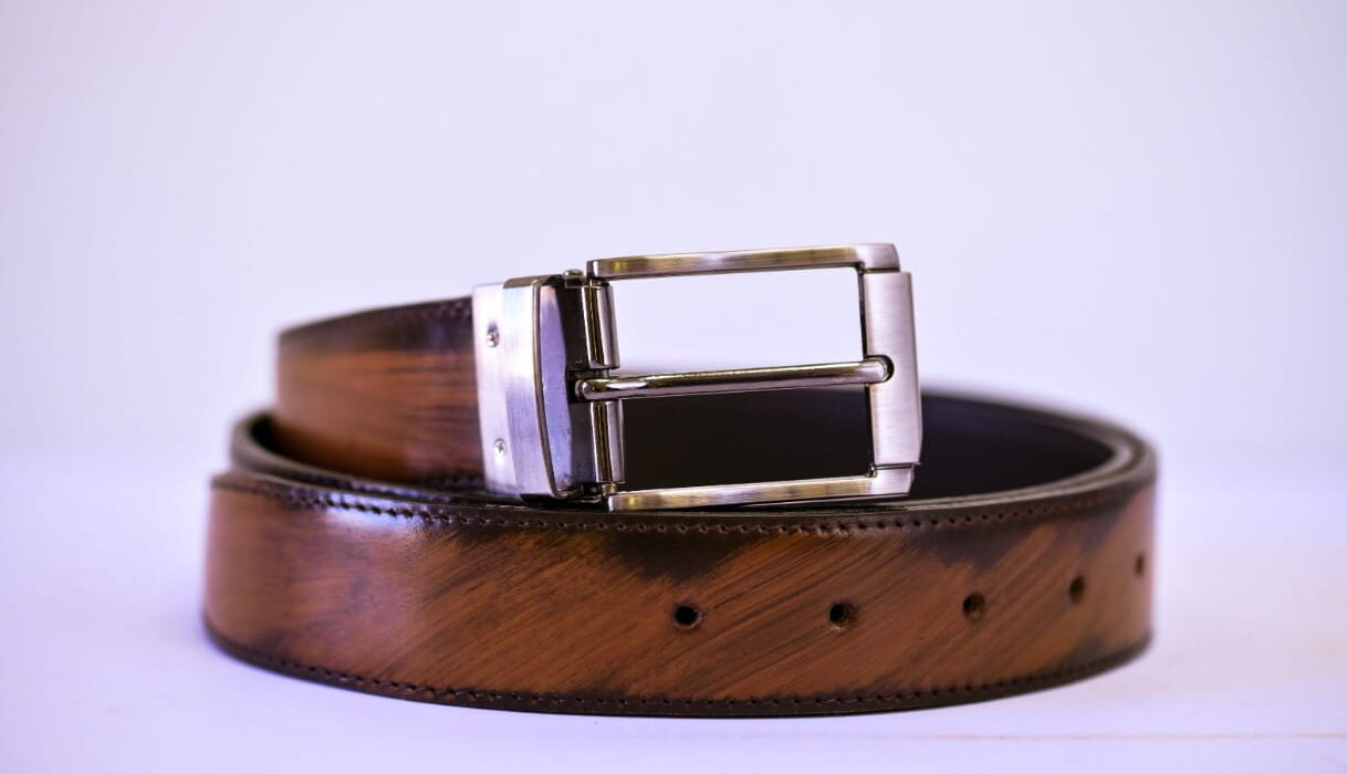 Finding the Perfect Fit: Tips for Buying Leather Belts Online: