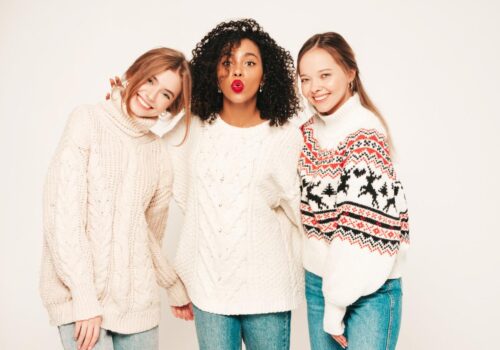 Why Custom Sweaters Are the Wardrobe Staple You Didn’t Know You Needed?